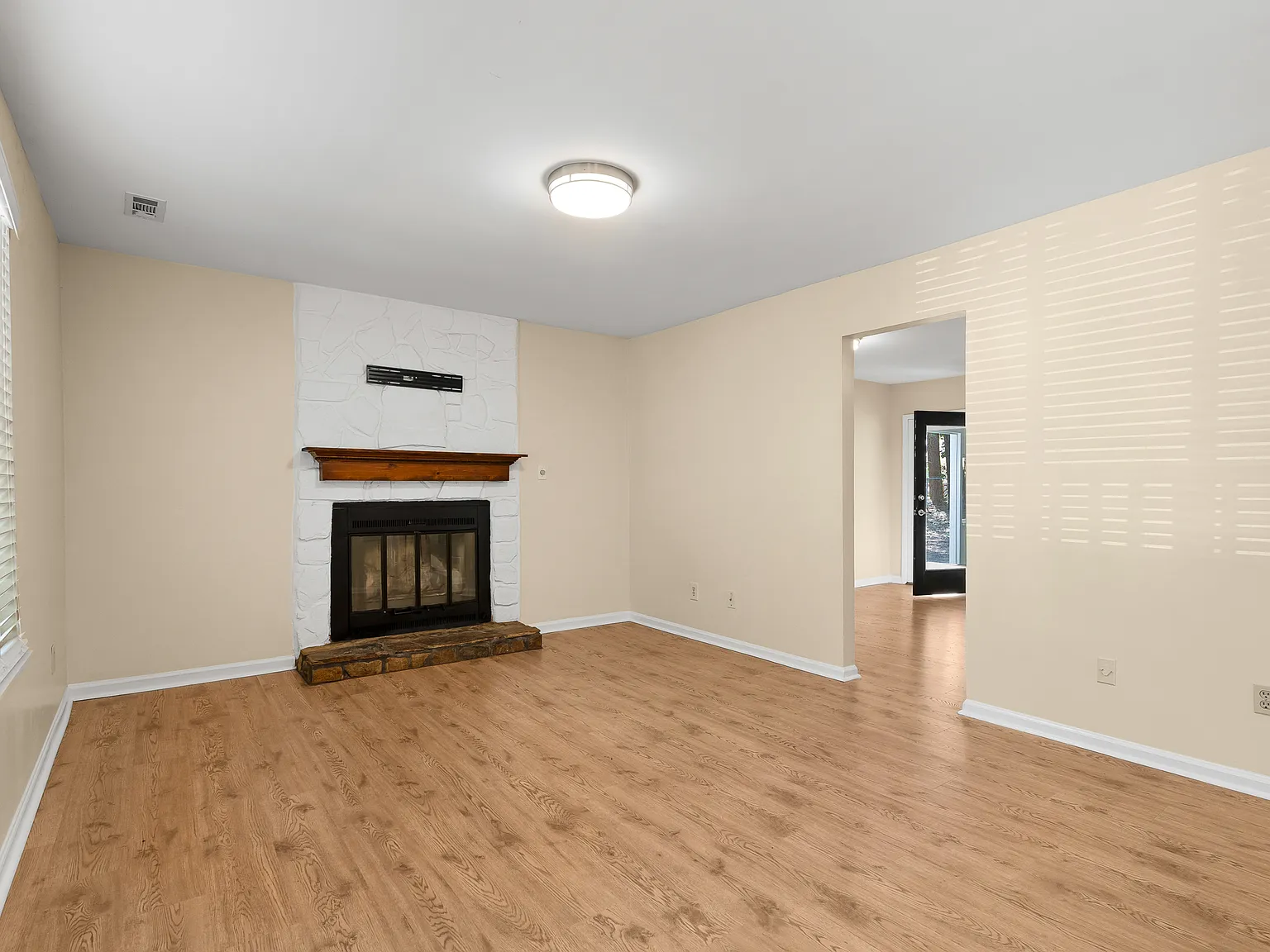 4 bed, 1478 sqft, $2,900 — Photo 4