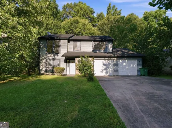 1001 Chapman Ln, Stone Mountain, GA 30088