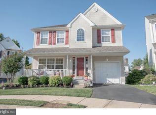 609 Cypress Ln, Morton, PA 19070