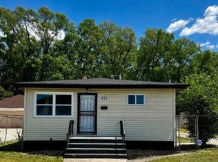 621 Dallas St, Gary, IN 46406