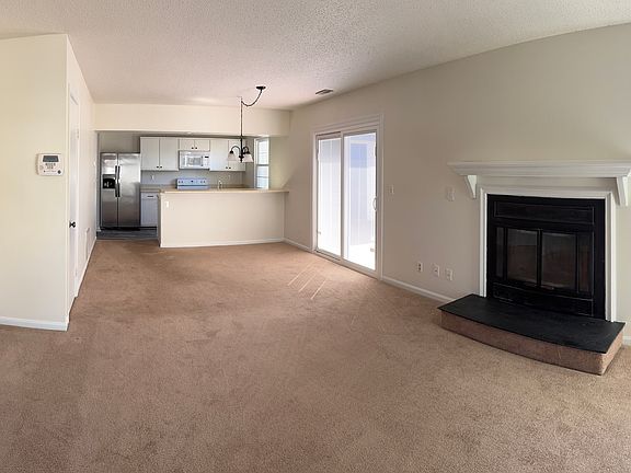 4th image of 201 Henwick Ct #201