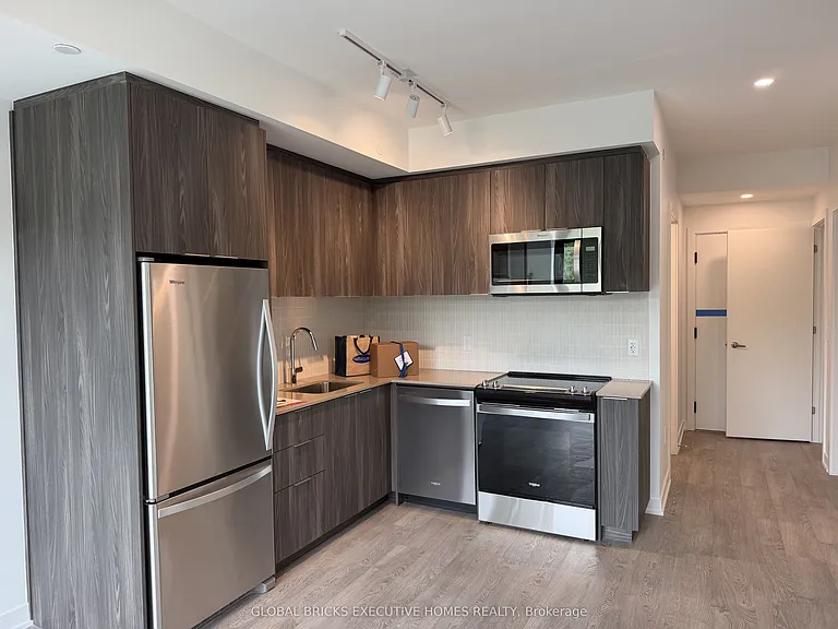 740 Whitlock Ave #314 — Photo 7