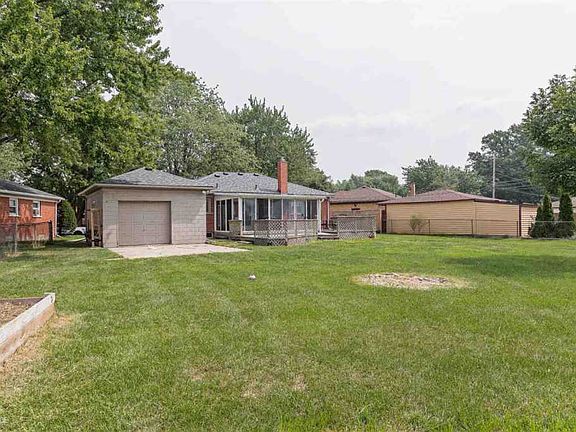 4th image of 31031 Angeline Ct W