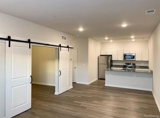 8302 Towne Center Cir S UNIT 44, Warren, MI 48093