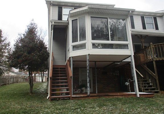 2nd image of 966 Maiden St