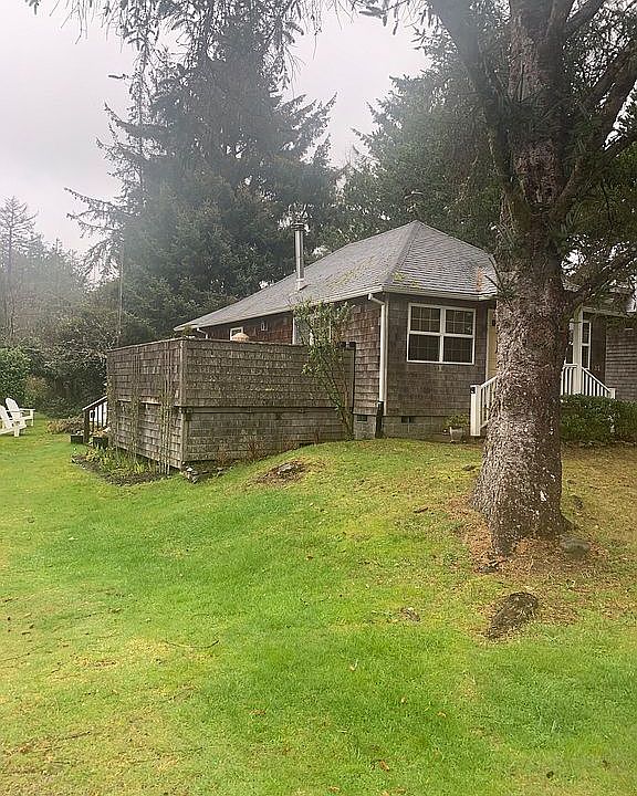 2nd image of 730 F St