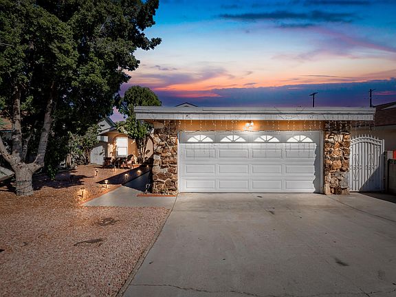 2nd image of 13634 Kagel Canyon St