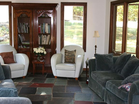 Conservatory with property views