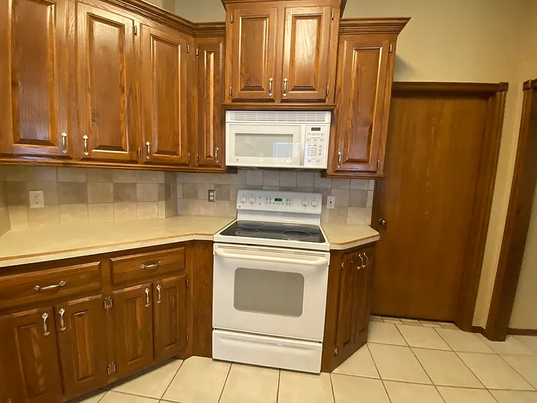509 Allison Ln — Photo 18