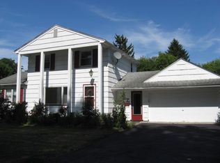 121 Belmont Rd, Rochester, NY 14612