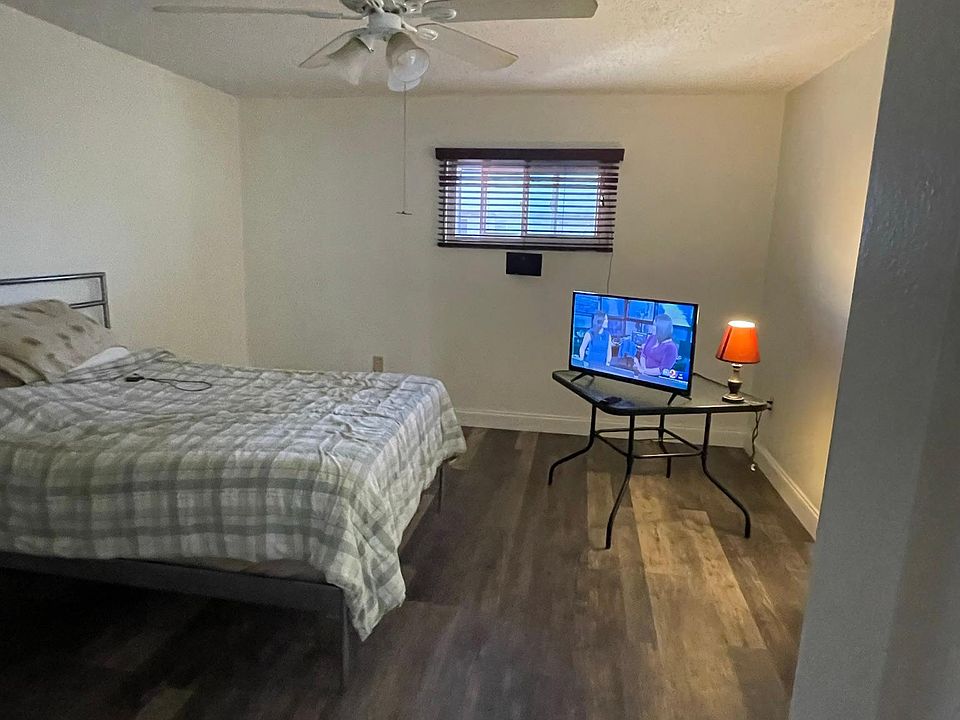1st image of 453 D St Unit D
