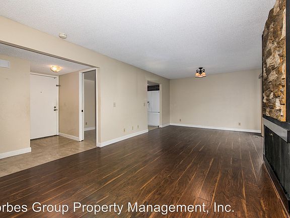 4th image of 235 Washington St APT 1