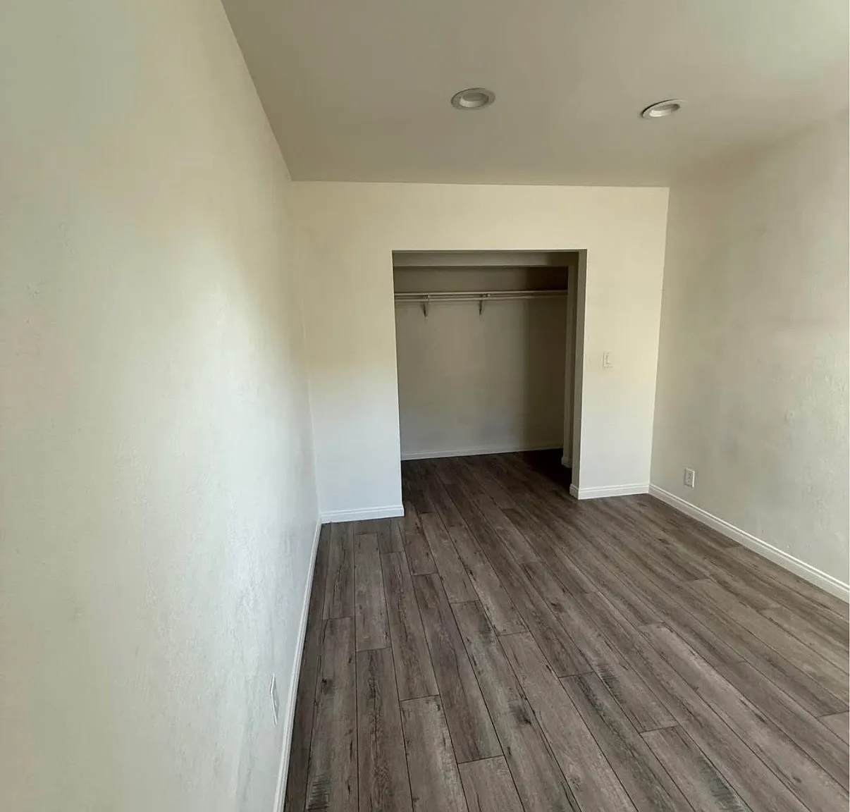 2 bed, 690 sqft, $2,900 — Photo 3