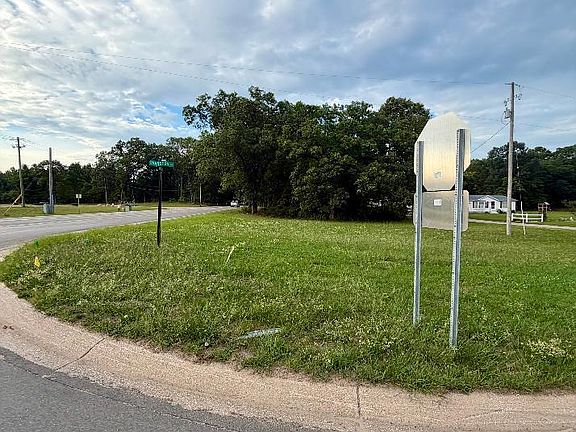 3rd image of Evanston Ave