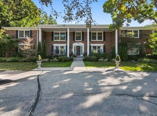 233 Barden Rd, Bloomfield Hills, MI 48304