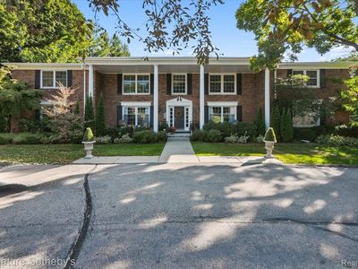 233 Barden Rd, Bloomfield Hills, MI, 48304