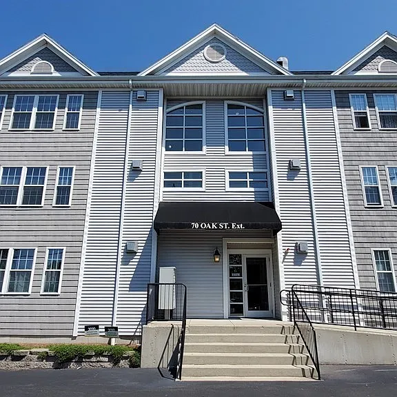 70 Oak Street Ext #3E — Photo 19