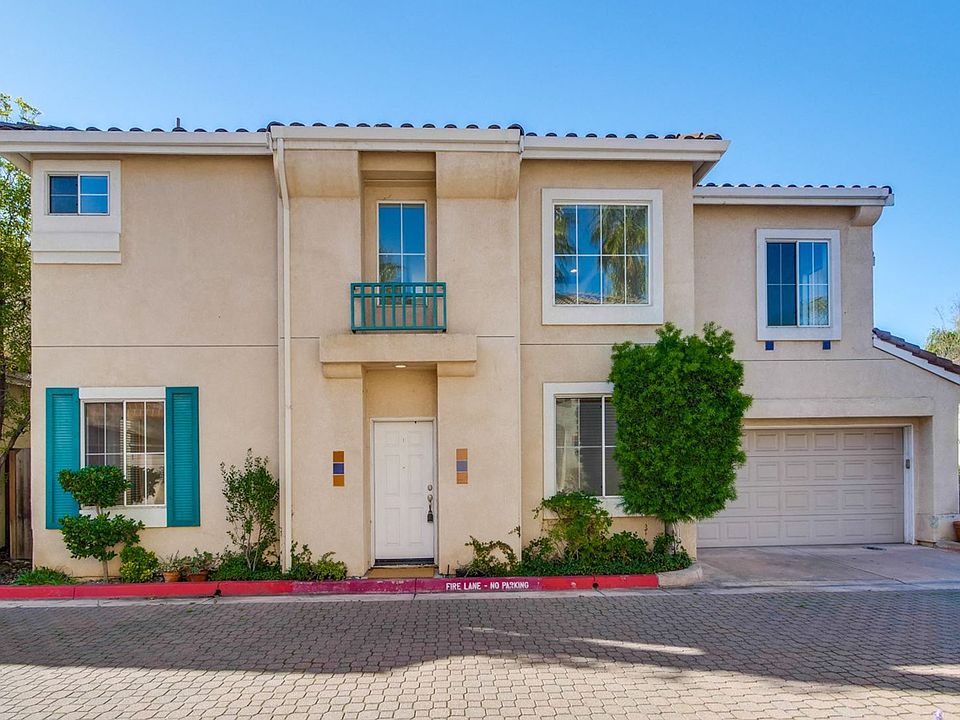 1st image of 823 Windmill Palm Ct