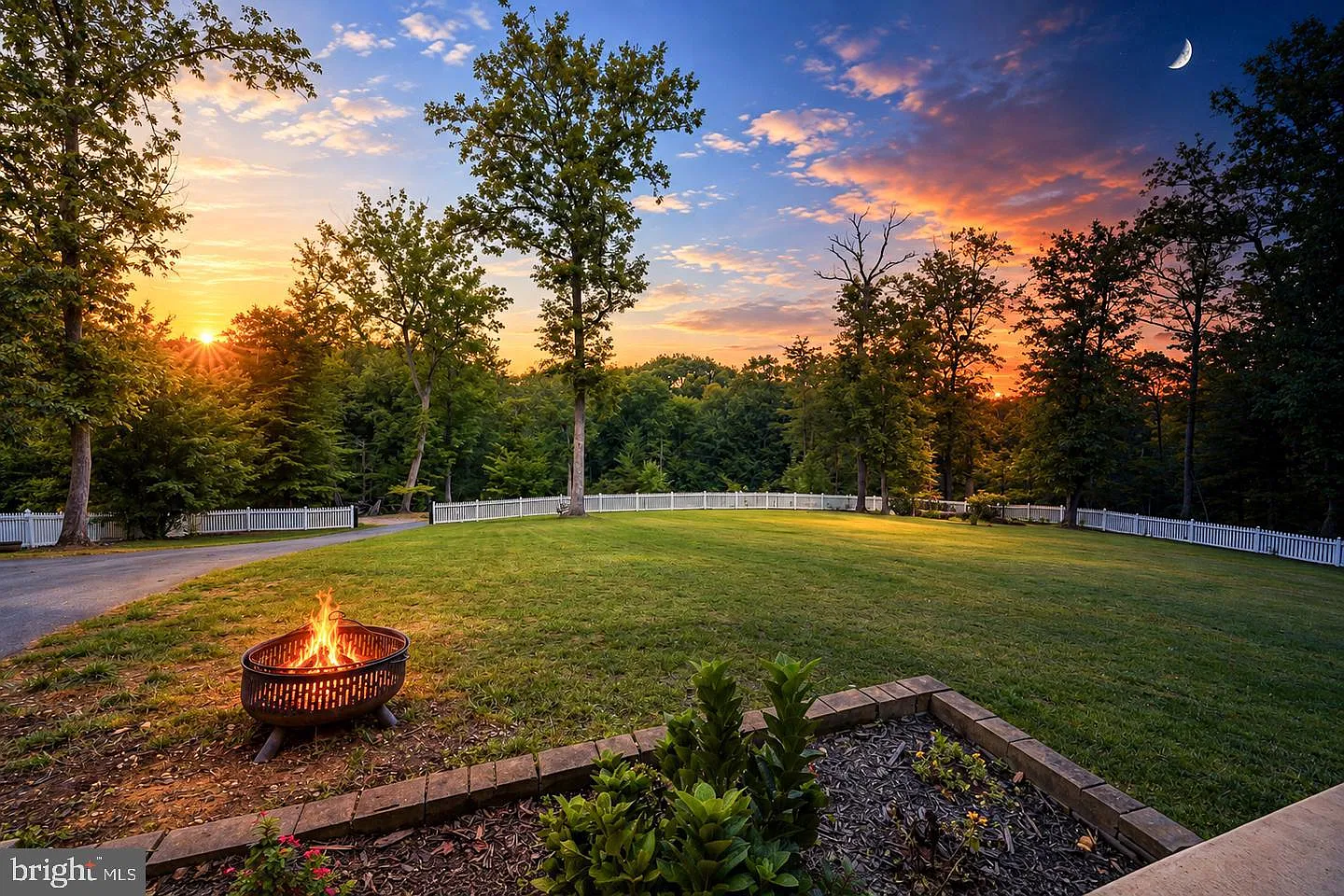 5 bed, 3.5 bath, 2941 sqft, $3,700 — Photo 4