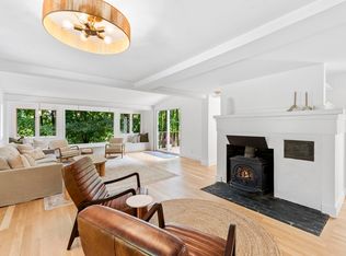 16 Bridle Path, Lexington, MA 02421