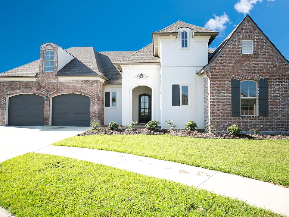 1st image of 212 Sabal Palms Row