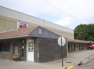 323 Center Ave, Curtis, NE 69025