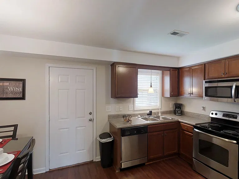309 Family Lodge Dr #5 — Photo 5
