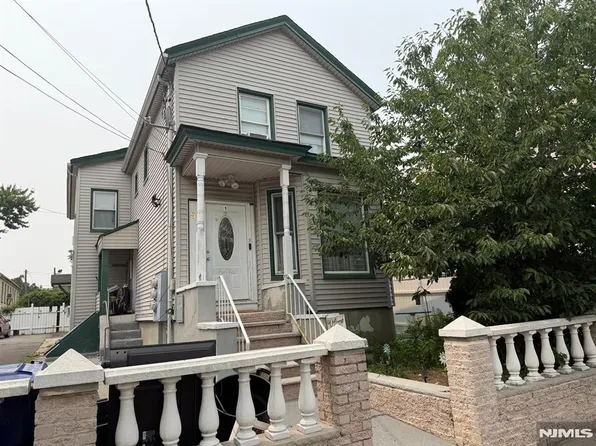 57 Grove St, Hackensack, NJ 07601