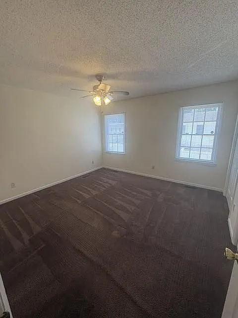 Building Photo - 352 Haven Dr