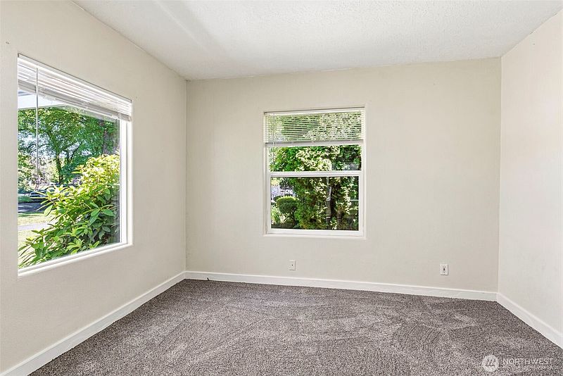 5th image of 1821 Nichols Boulevard