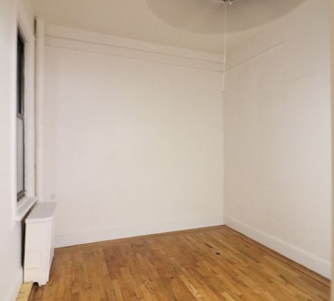 5th image of 465 W 51st St #1EE
