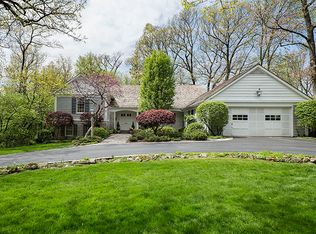 889 Private Rd, Winnetka, IL 60093