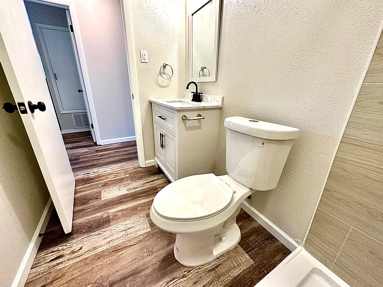 8205 Scenic Highway C #C — Photo 13