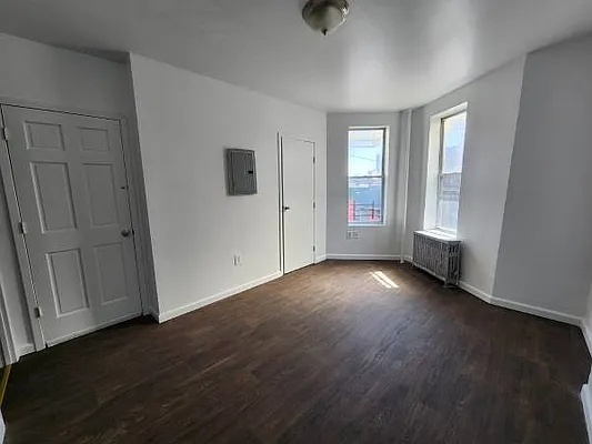 Rented by Brooklyn Property Group LLC | media 19