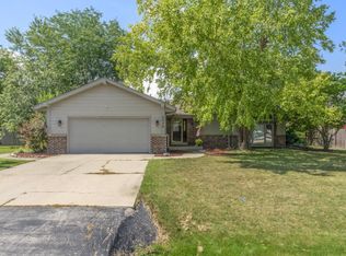 5636 Rachel Gln, Racine, WI 53402