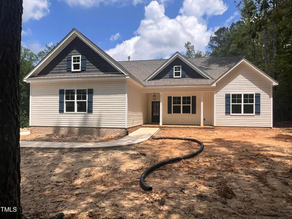 987 Lewis Rd, Zebulon, NC 27597