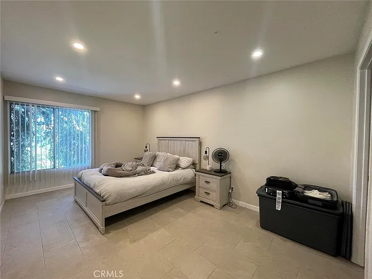 5700 Etiwanda Ave #240 — Photo 22