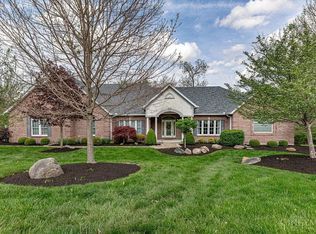 218 Random Dr, Hamilton, OH 45013
