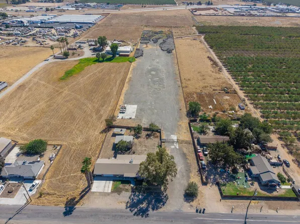 3555 W Nielsen Ave, Fresno, CA 93706