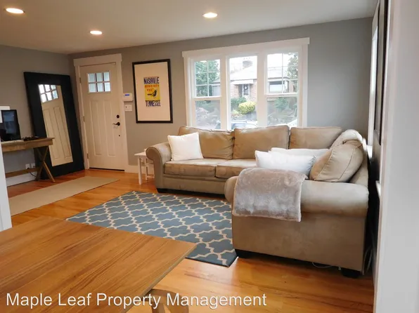 7725 16th Ave NW, Seattle, WA 98117