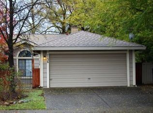 7136 Springmont Dr, Elk Grove, CA 95758