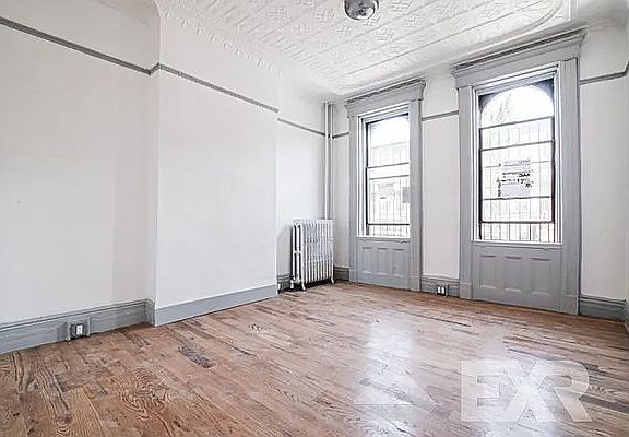 4th image of 88 Saratoga Ave #5