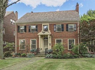 2779 Derbyshire Rd, Cleveland Heights, OH 44106