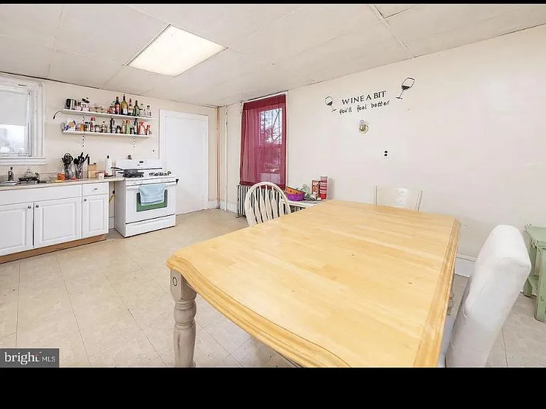 310 University Blvd — Photo 12