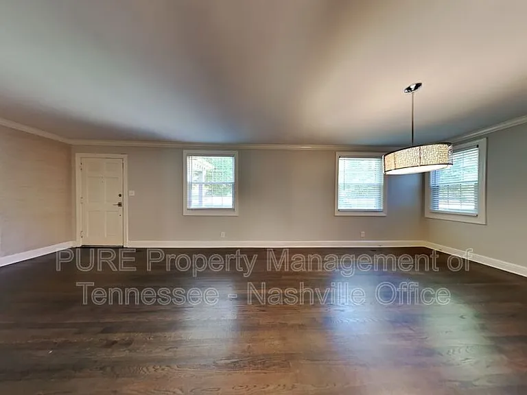 3818 Woodmont Ln — Photo 8