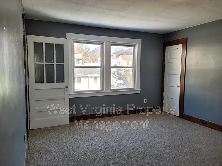 119 Route 60 — Photo 9