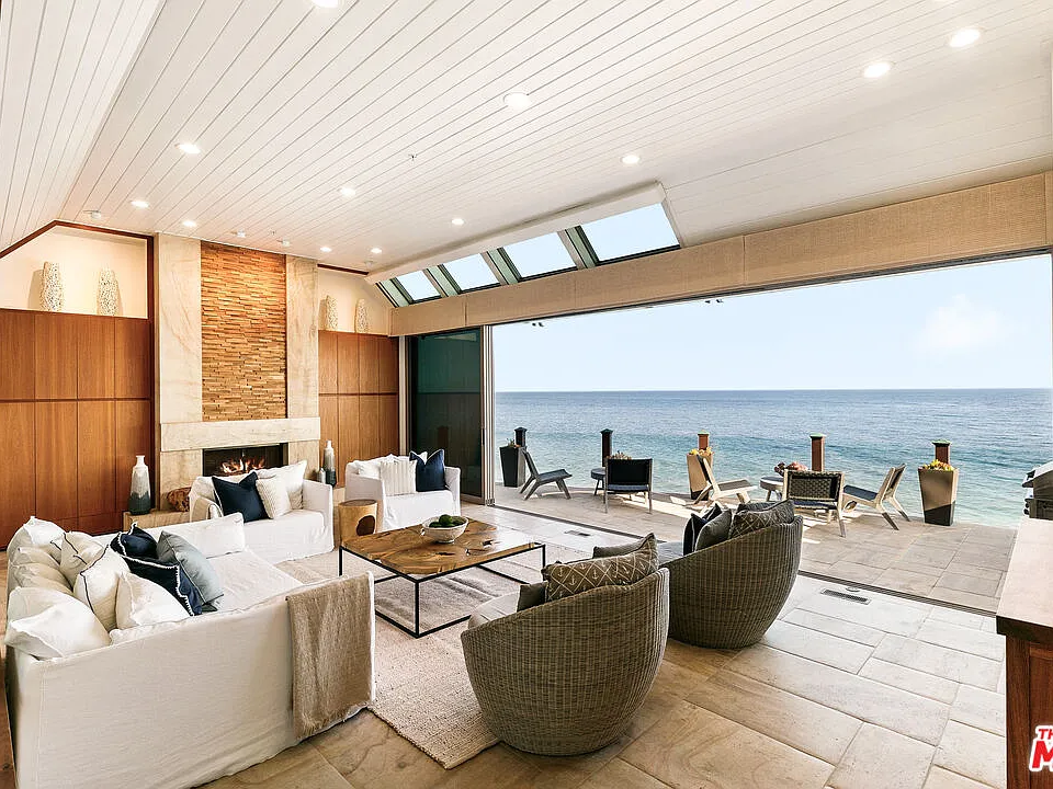 27352 Pacific Coast Hwy