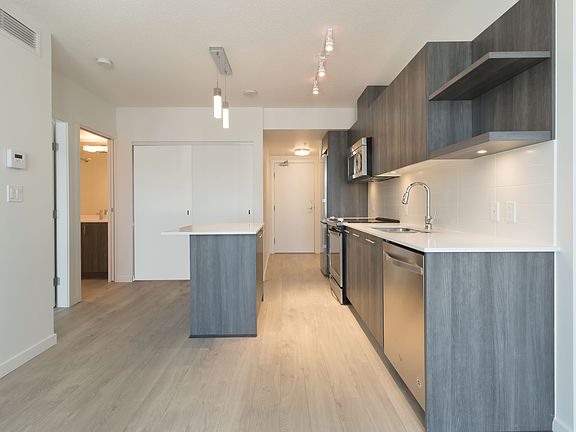 2nd image of 685 Pacific Blvd #2810