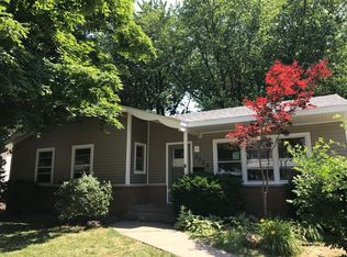 3526 37th St, Moline, IL 61265