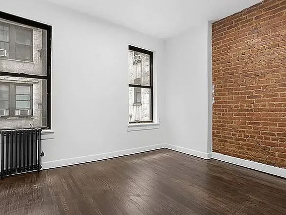 3rd image of 24 E 97th St APT 17